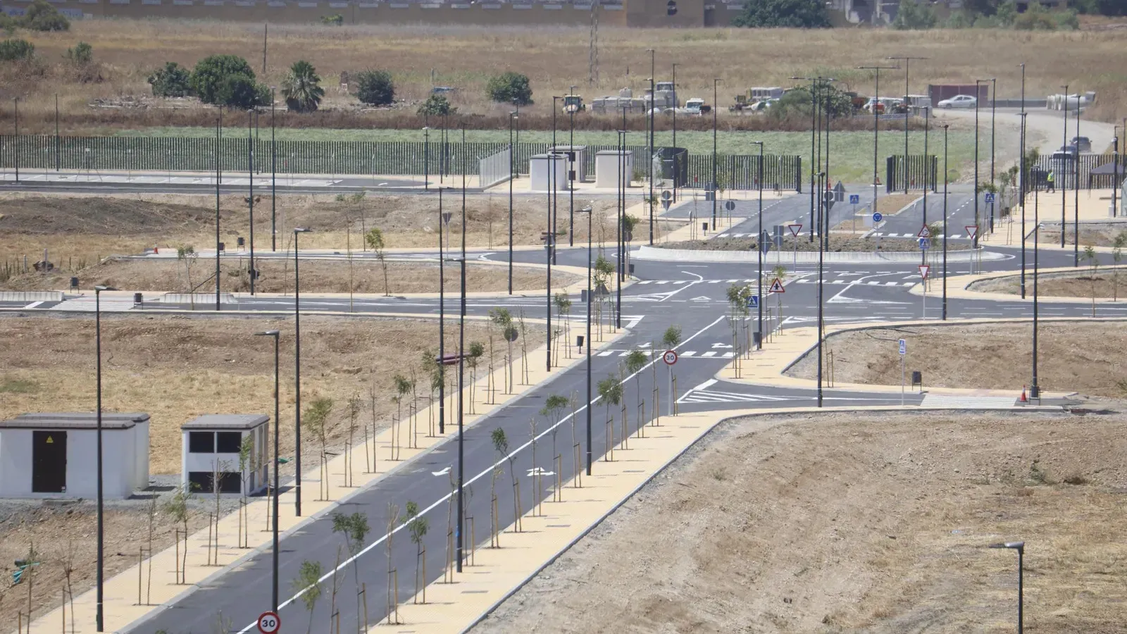 Obras de la Base Logística del Ejército de Tierra. Foto: Salas, EFE.