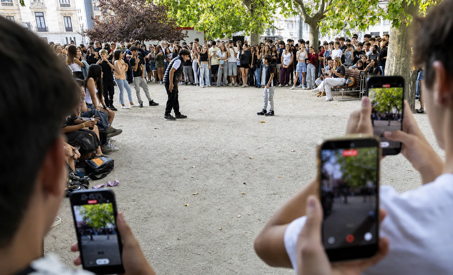 Jóvenes durante una batalla en Valladolid. Foto: José C. Castillo
