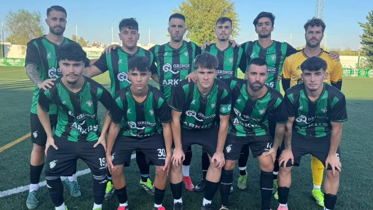 Alineación del Bujalance en la ida de las semifinales ante Peñarroya. Foto Club Alineación del Bujalance en la ida de las semifinales ante Peñarroya. Foto Club