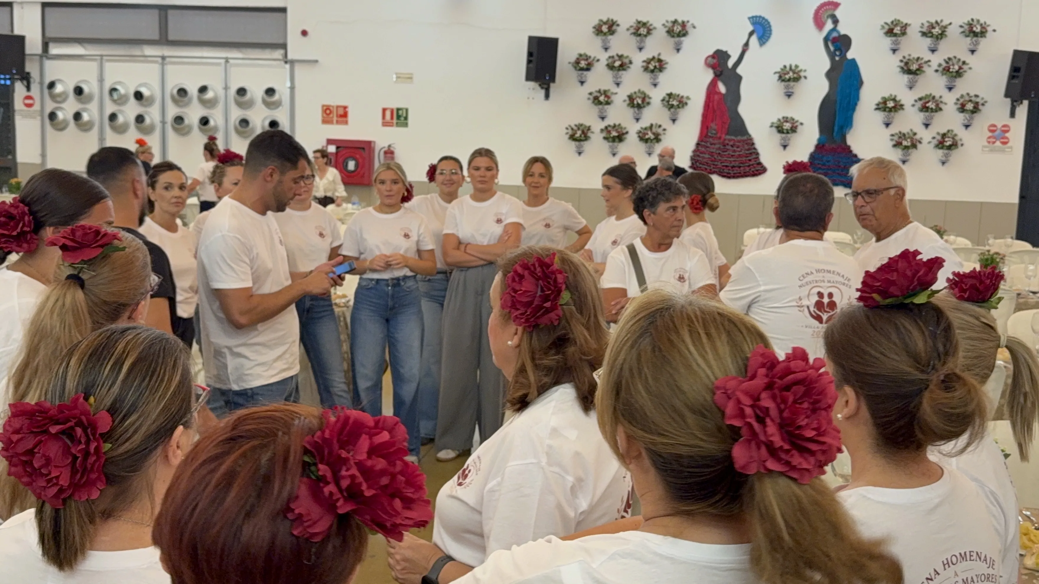 Una noche de música, baile y convivencia para los mayores de Villa del Río