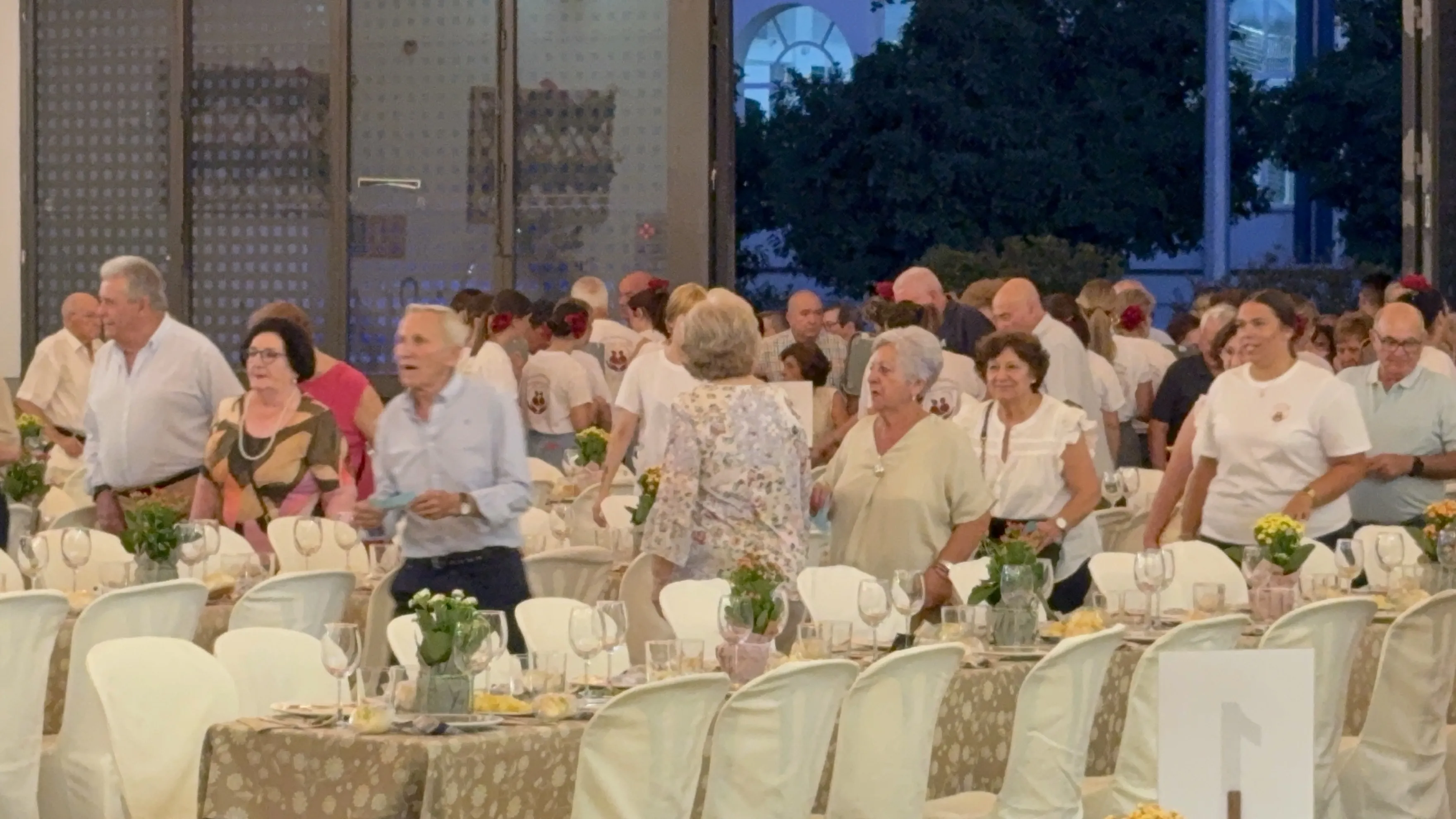 Una noche de música, baile y convivencia para los mayores de Villa del Río