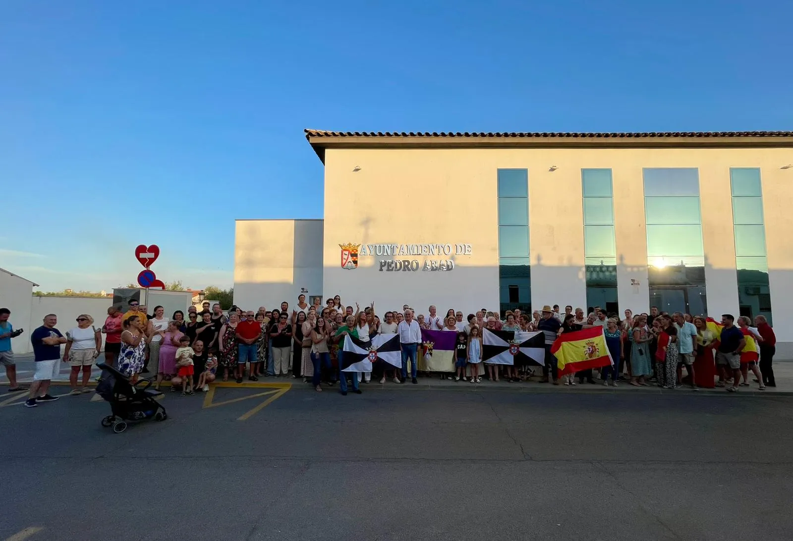 Concentración en Pedro Abad