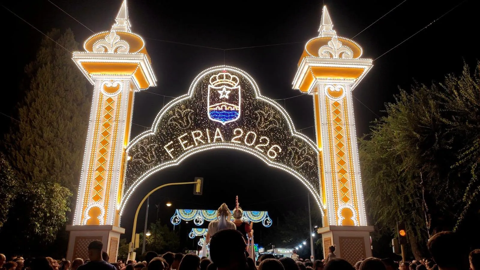 Corte de cinta y encendido del alumbrado de la Feria. Foto: Ayto de Villa del Río