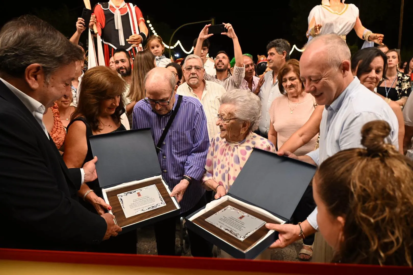 Corte de cinta y encendido del alumbrado de la Feria. Foto: Ayto de Villa del Río