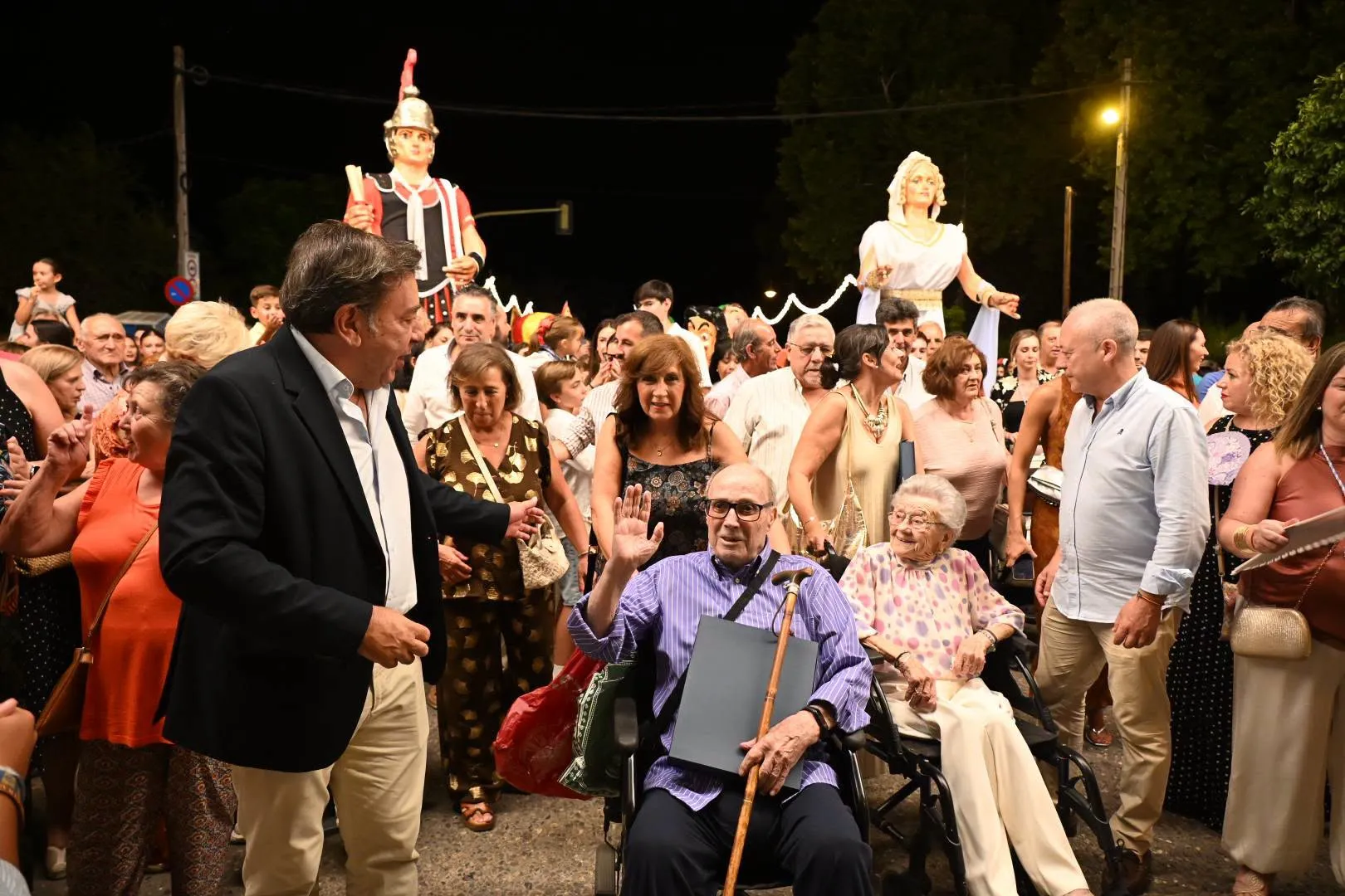 Corte de cinta y encendido del alumbrado de la Feria. Foto: Ayto de Villa del Río