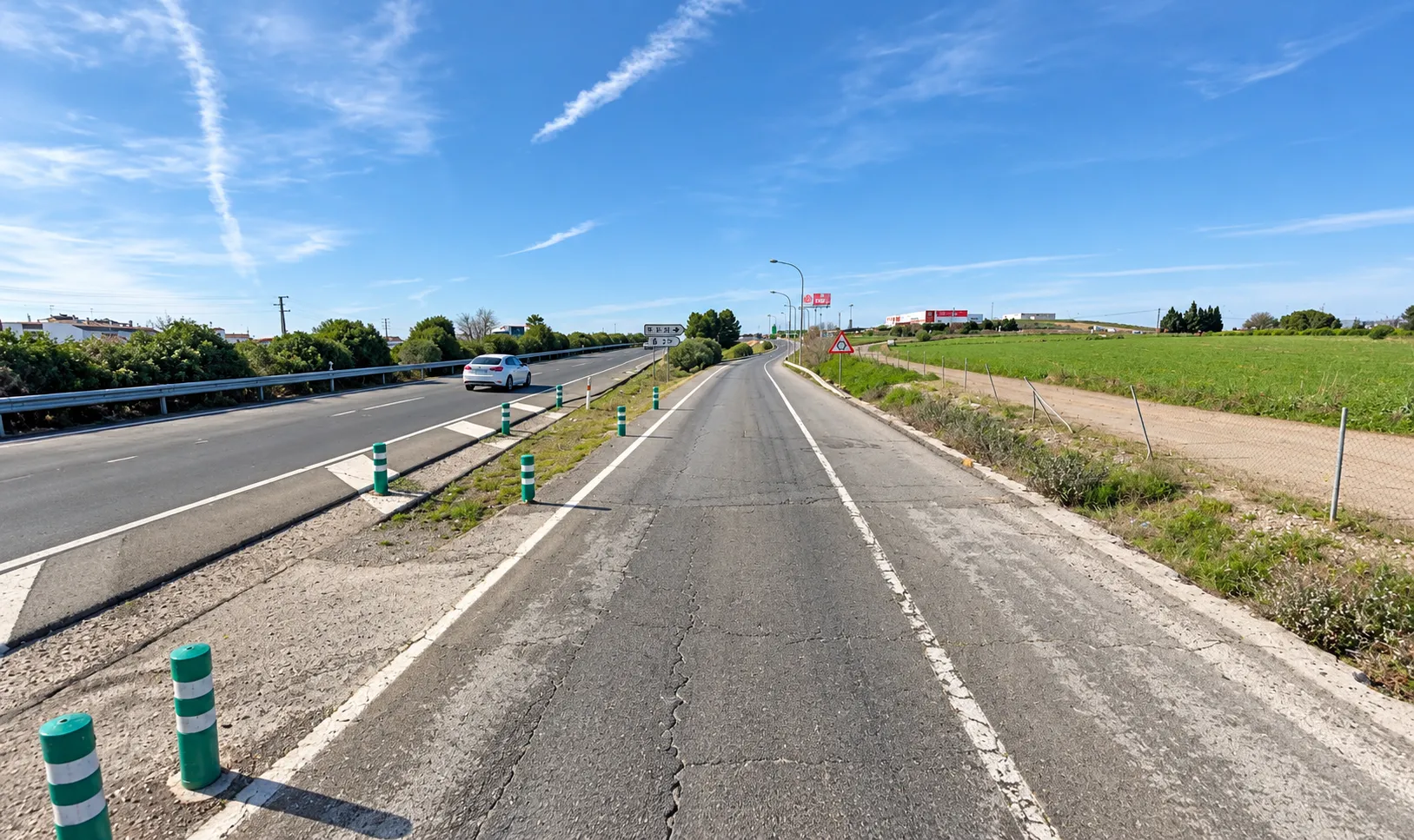 La salida 367 de la A-4 permanecerá cerrada al menos tres semanas. Foto: Google La salida 367 de la A-4 permanecerá cerrada al menos tres semanas. Foto: Google