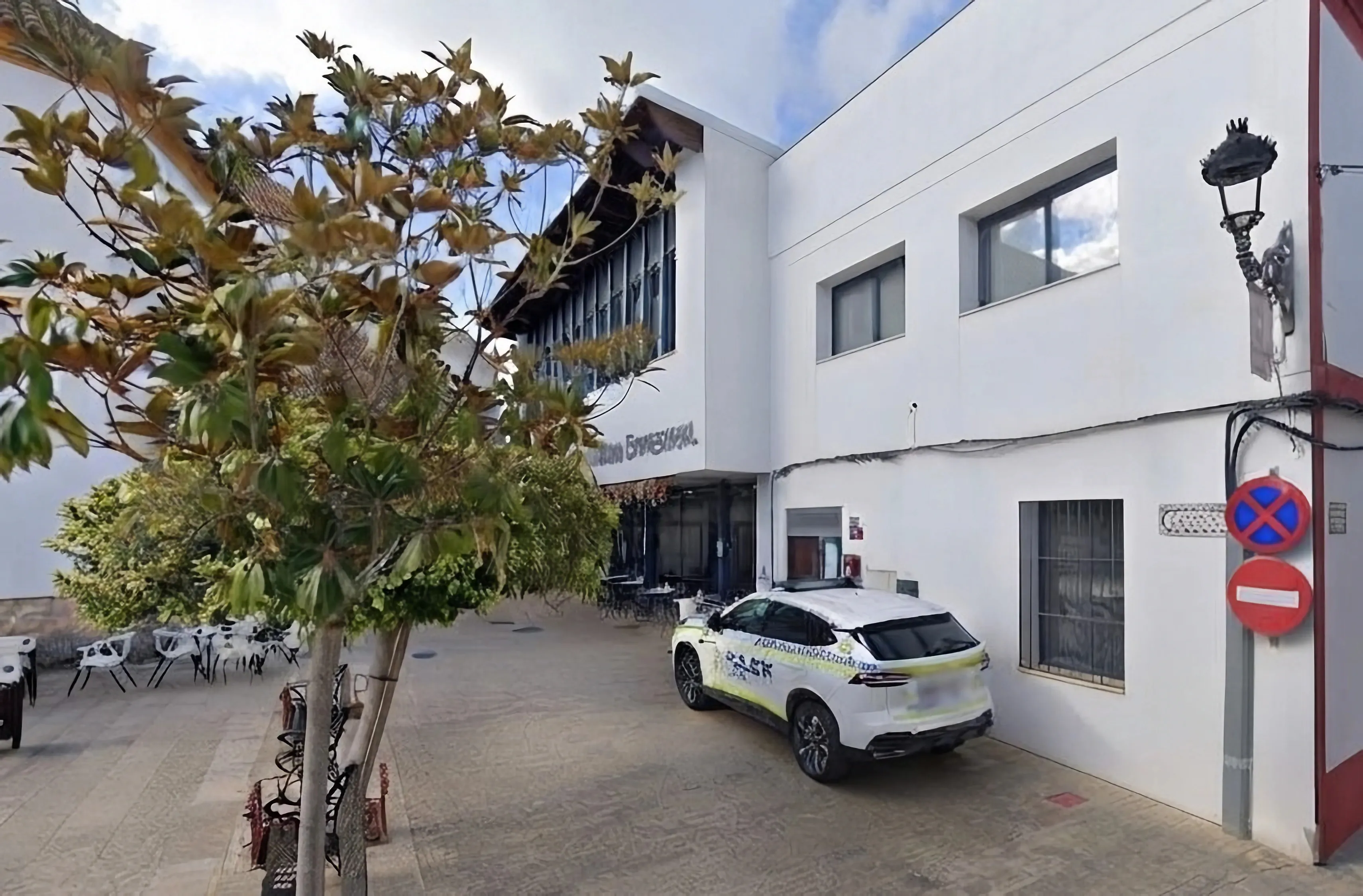 Edificio donde se ubica la oficina del juez de paz de Villafranca de Córdoba. Foto: Google