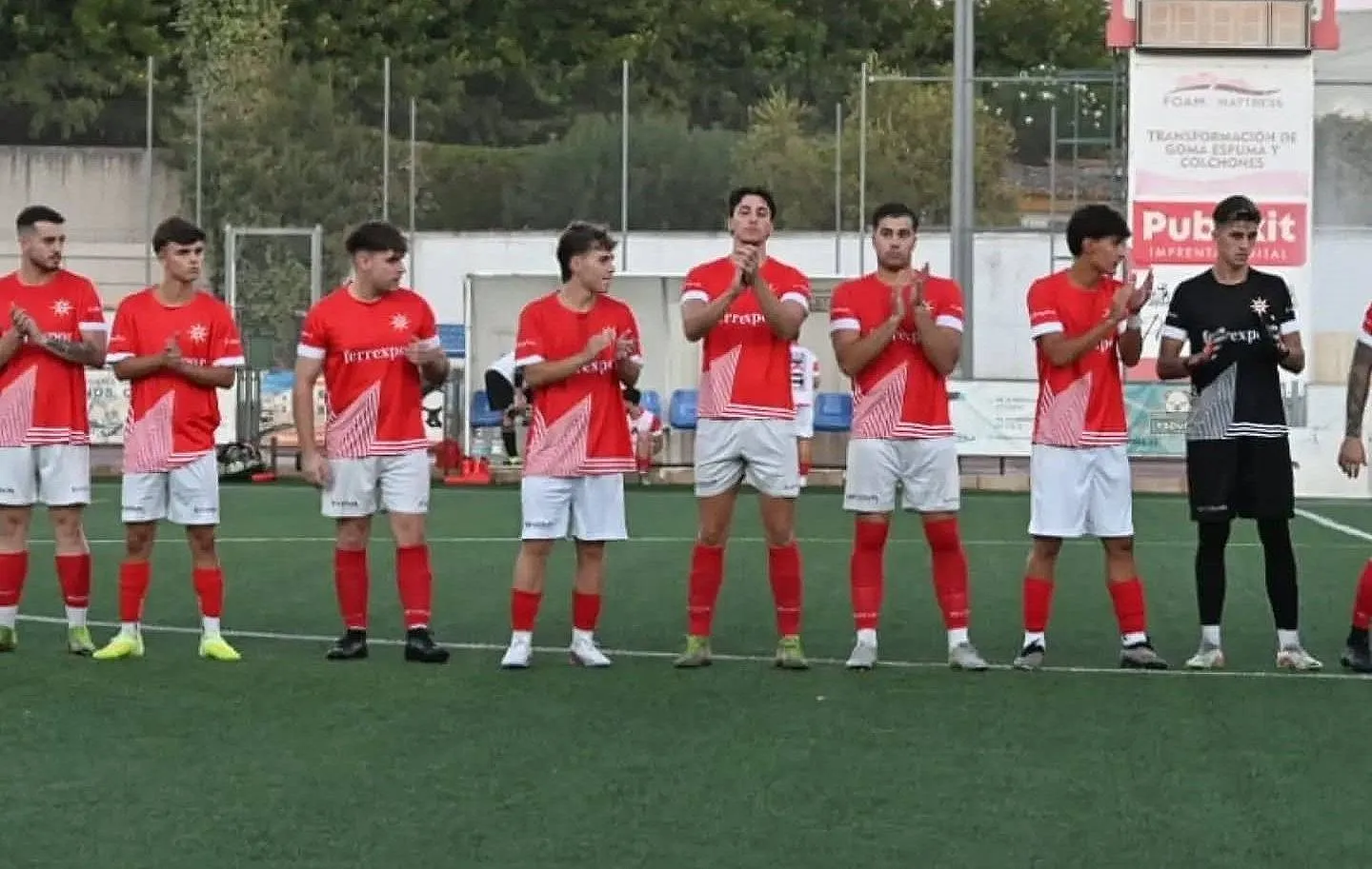 Partido de presentación del Villa del Río CF. Foto: Club