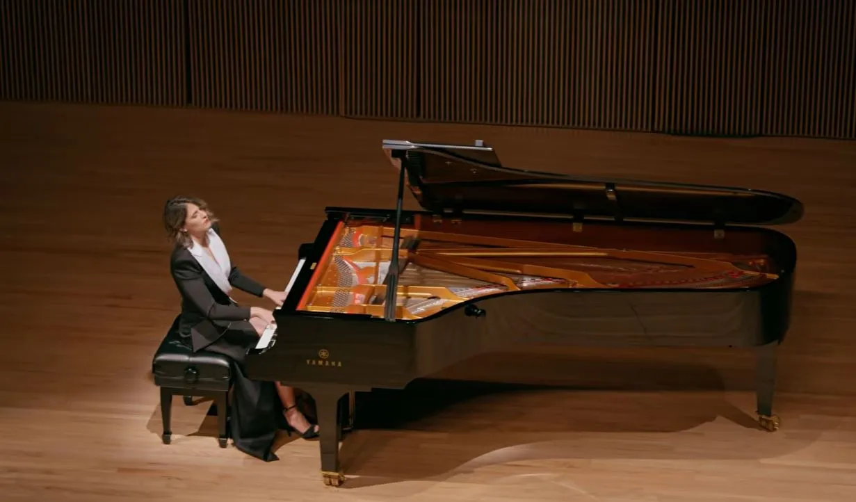 Clair de Lune (Debussy), María Dolores Gaitán