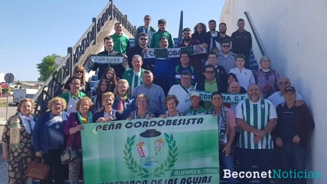 Desplazamiento de la peña de Villafranca a Linares para animar al Córdoba. Desplazamiento de la peña de Villafranca a Linares para animar al Córdoba.