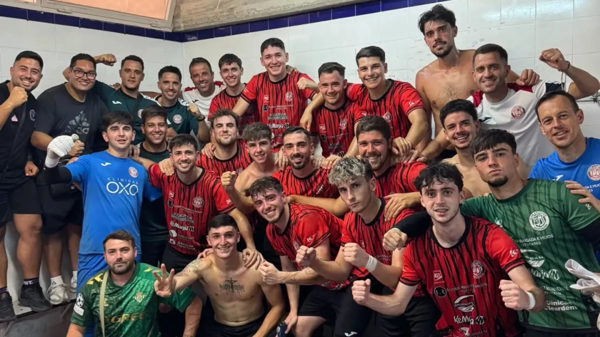Los jugadores del Atlético Montoreño celebran una victoria. Foto: Club Los jugadores del Atlético Montoreño celebran una victoria. Foto: Club