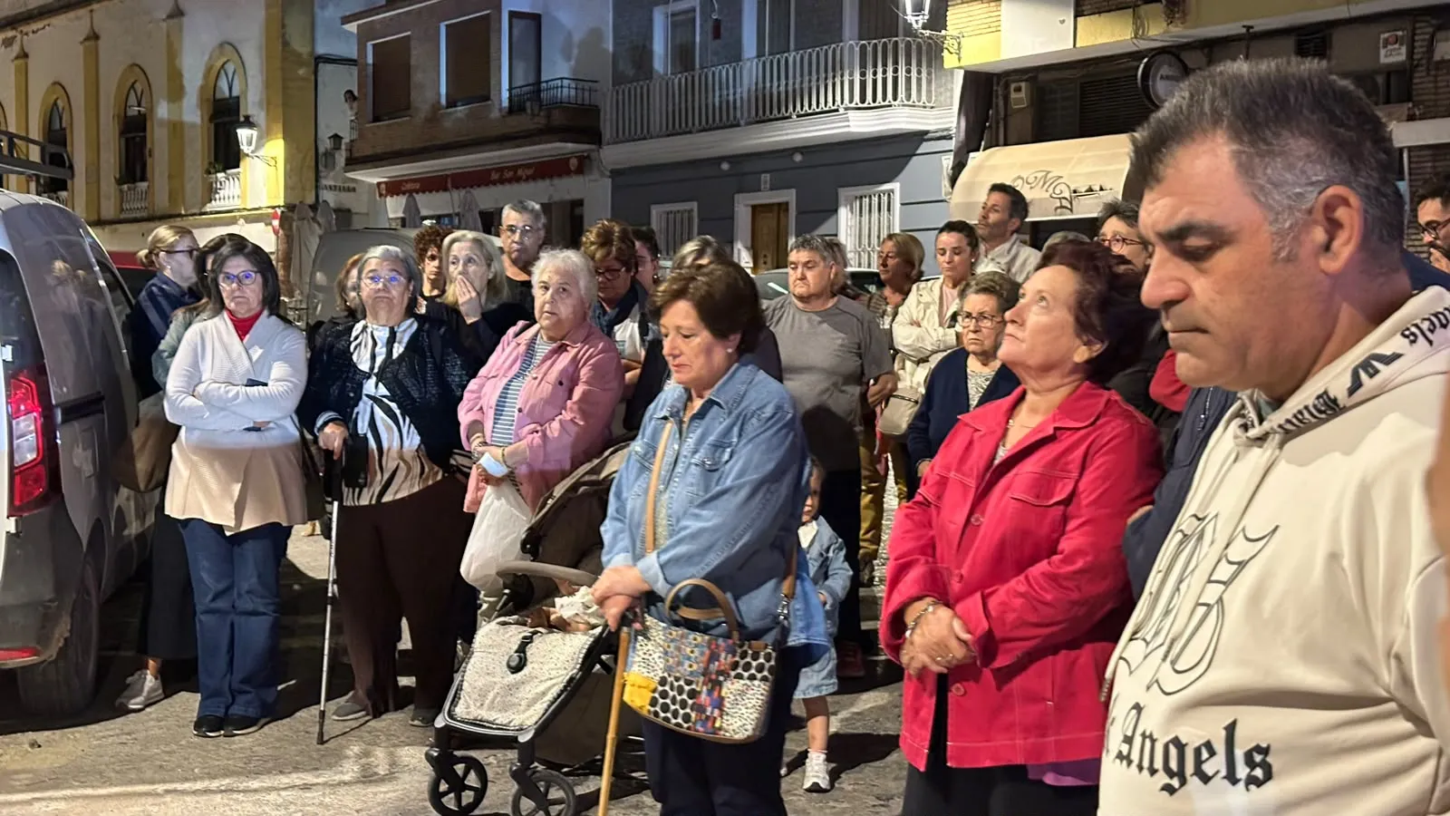 Minuto de silencio en El Carpio