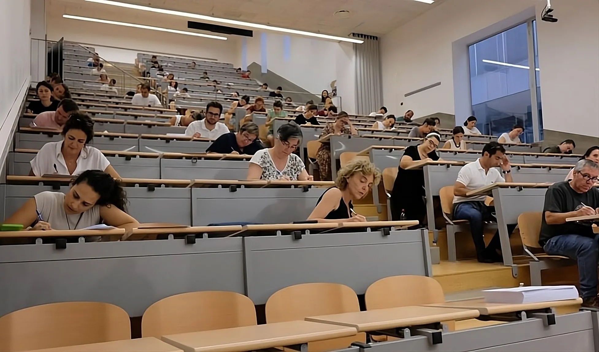 Aspirantes a docentes durante las pruebas de la oposición. Foto: Junta de Andalucía