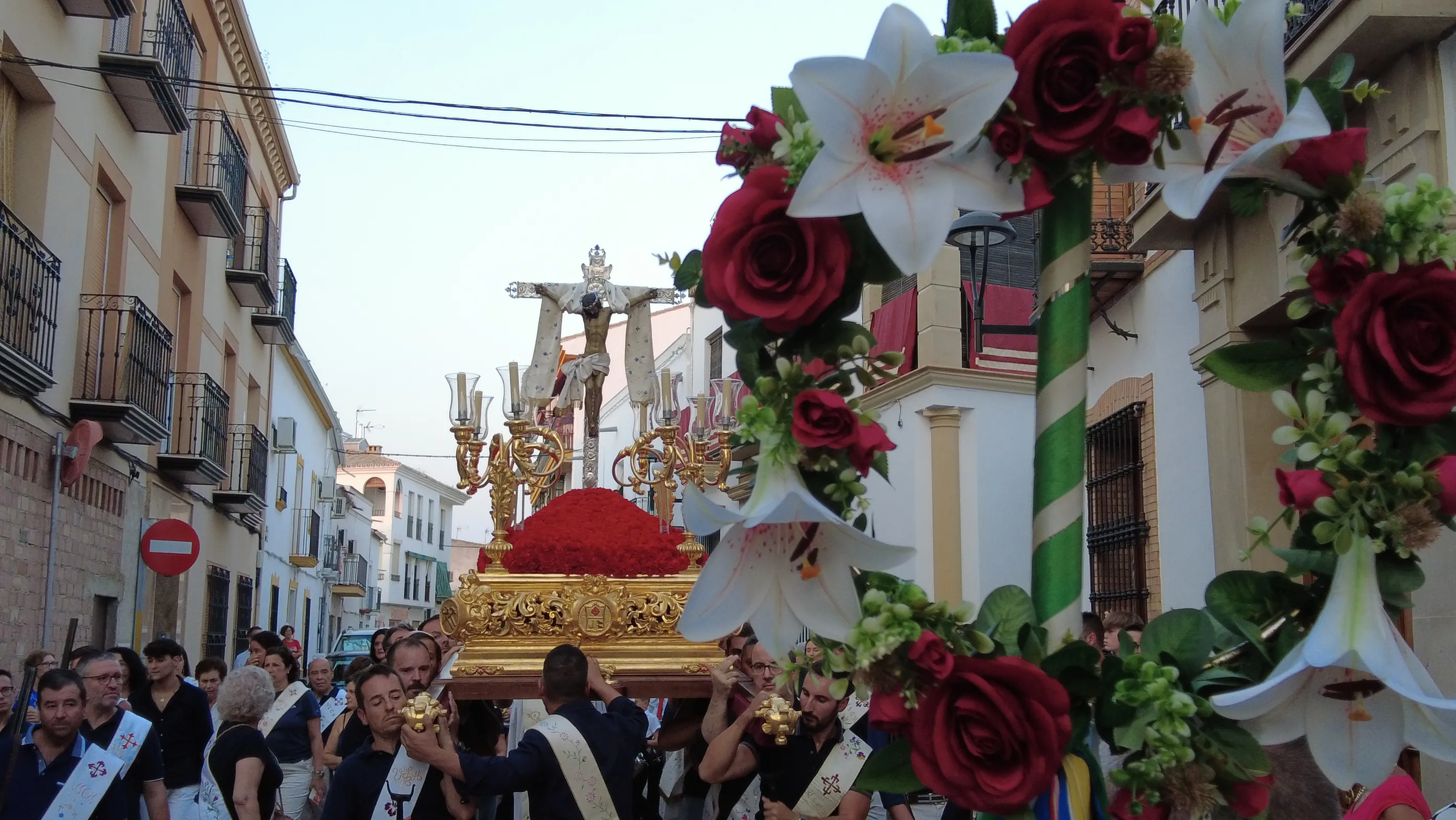Traslado del Cristo Chico del Humilladero como punto de origen a la Feria de los Cristos de Lopera