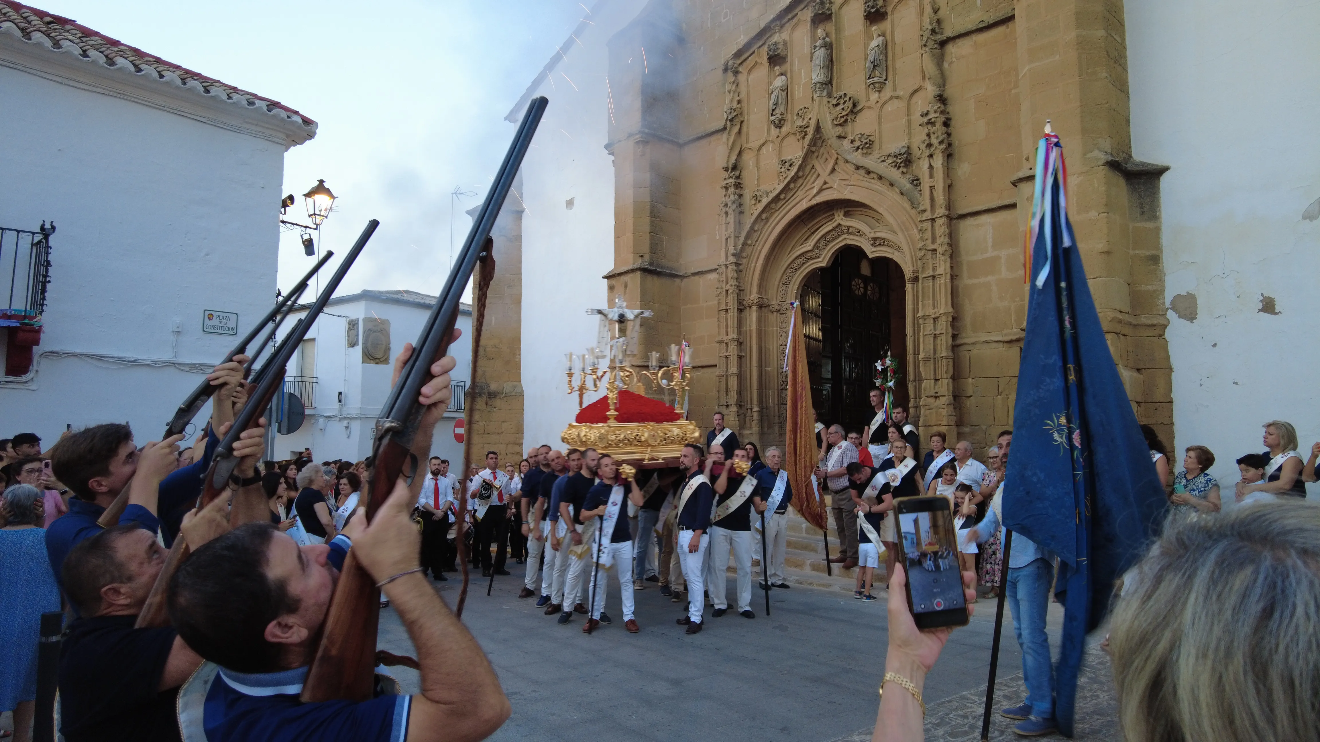 Traslado del Cristo Chico del Humilladero como punto de origen a la Feria de los Cristos de Lopera