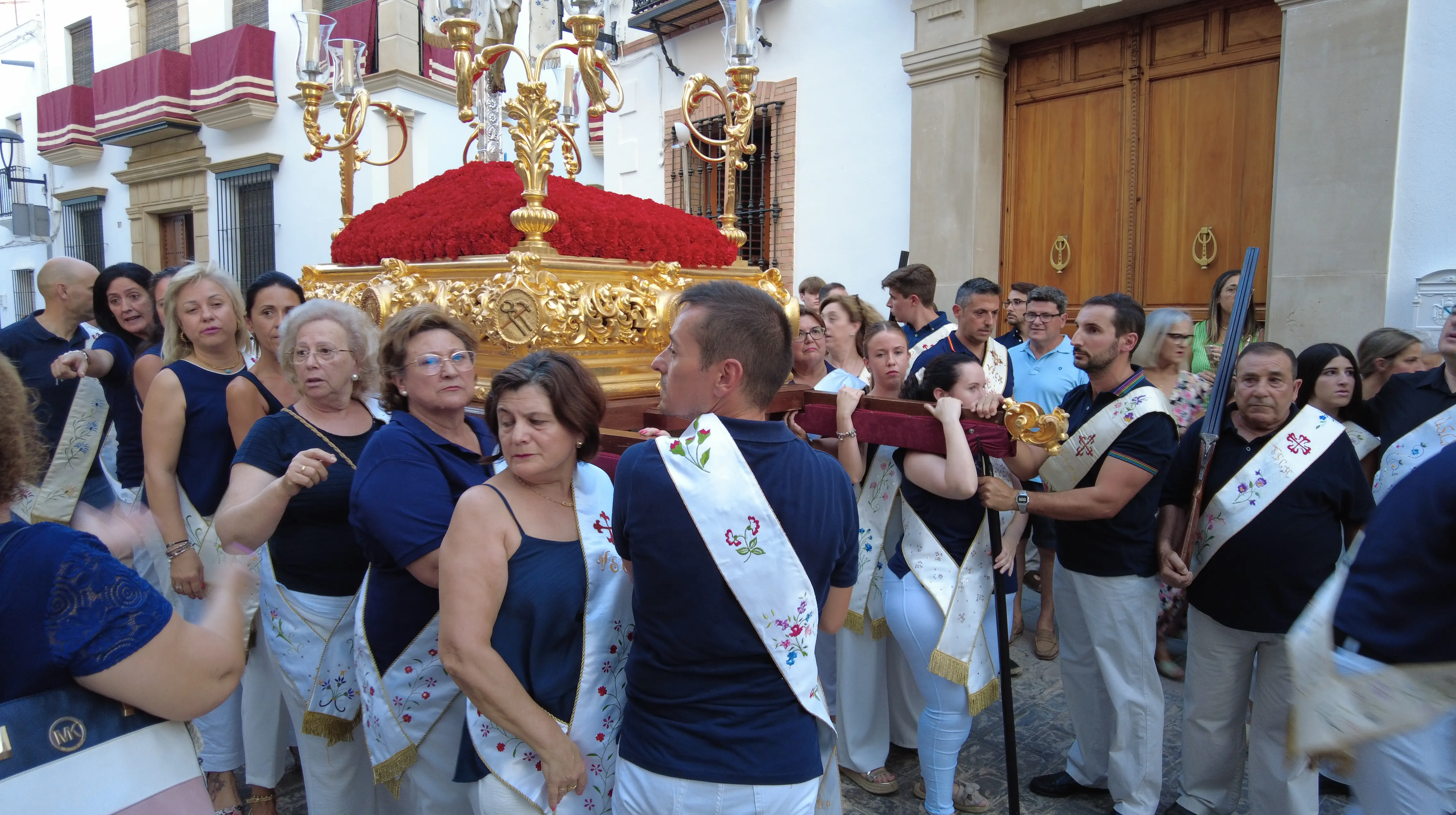 Traslado del Cristo Chico del Humilladero como punto de origen a la Feria de los Cristos de Lopera