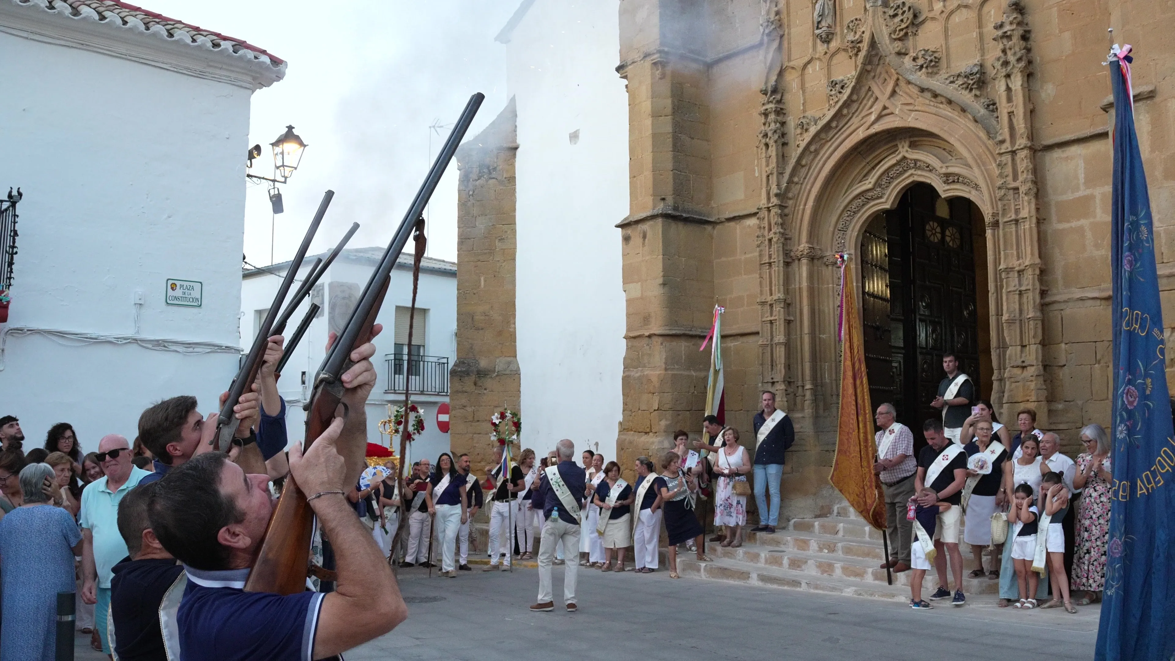 Traslado del Cristo Chico del Humilladero como punto de origen a la Feria de los Cristos de Lopera