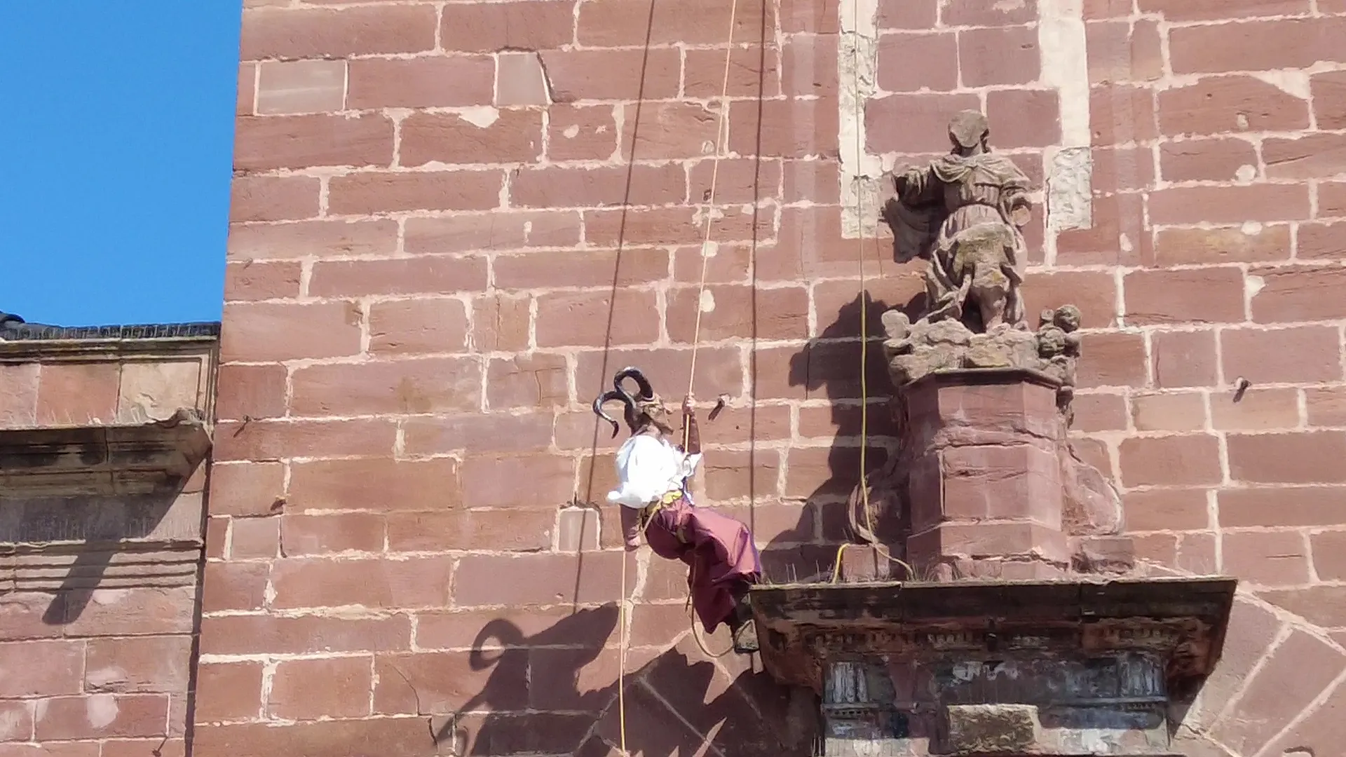 La fiesta infantil junto a la suelta de la Diablilla de Montoro