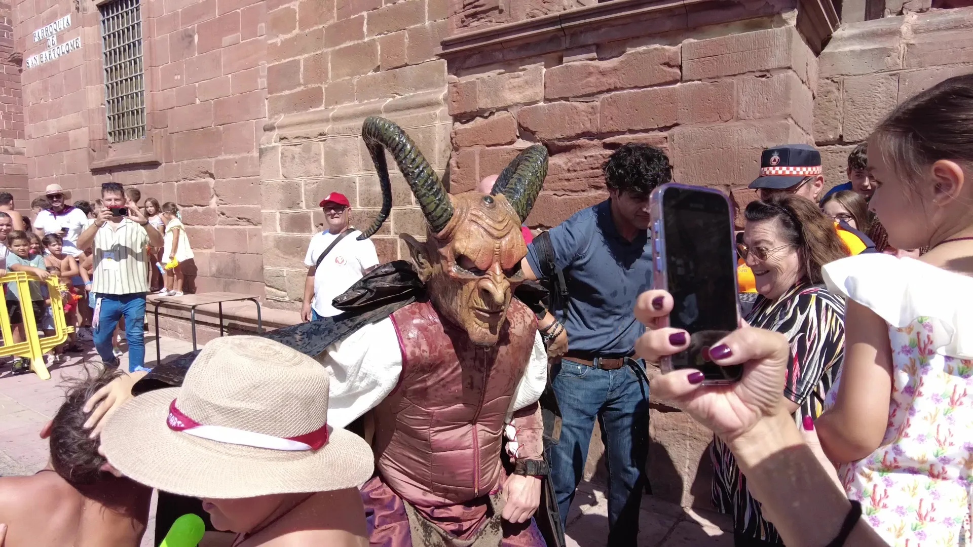 La fiesta infantil junto a la suelta de la Diablilla de Montoro