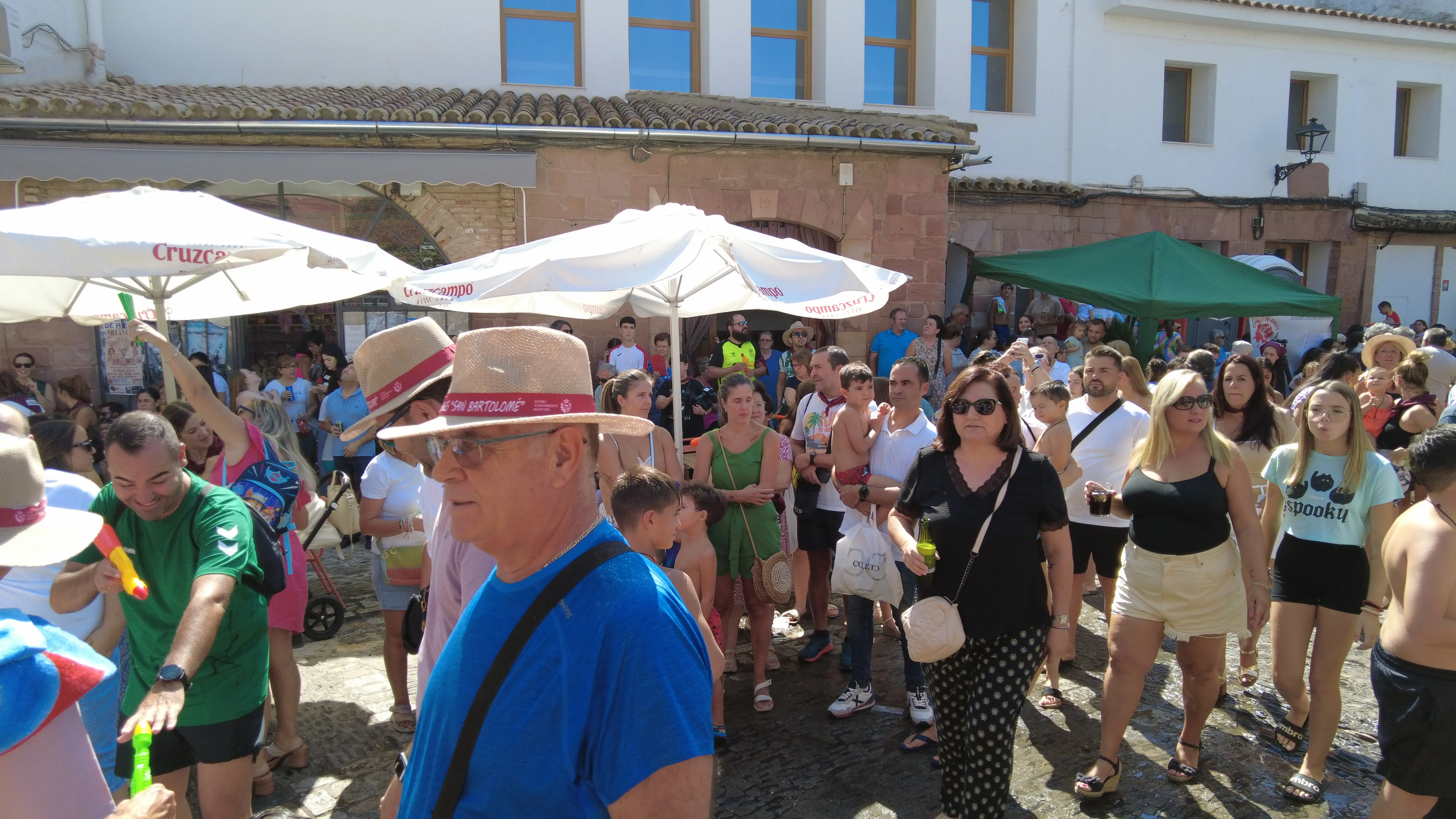 La fiesta infantil junto a la suelta de la Diablilla de Montoro