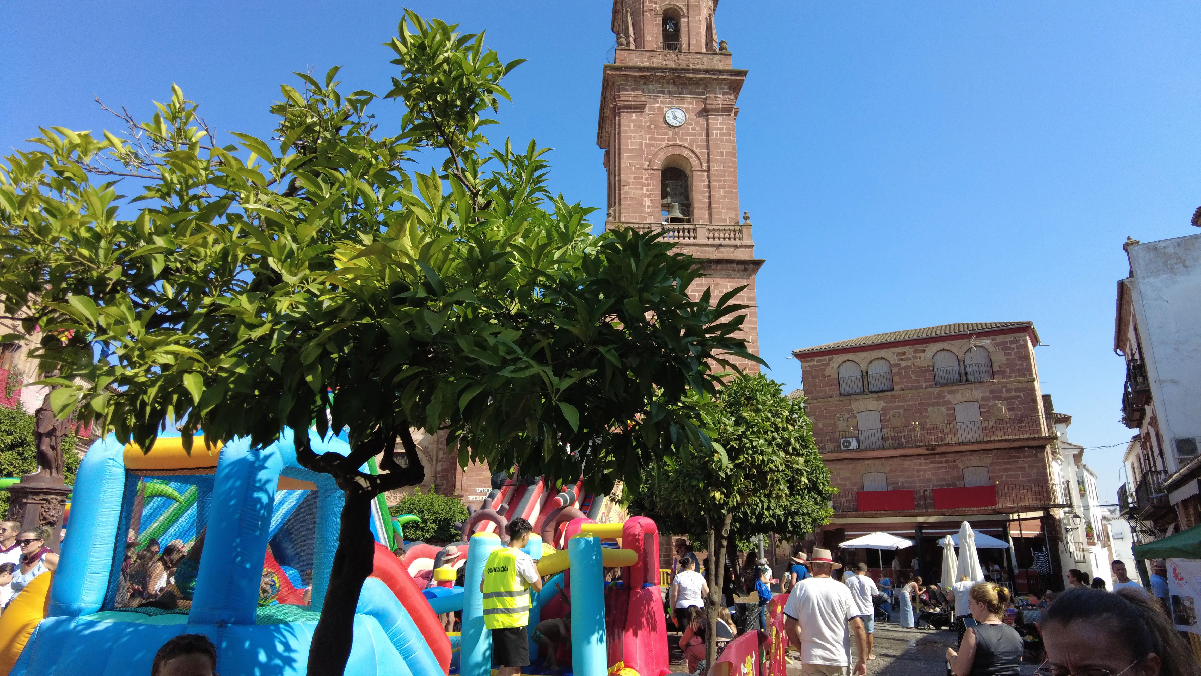 La fiesta infantil junto a la suelta de la Diablilla de Montoro