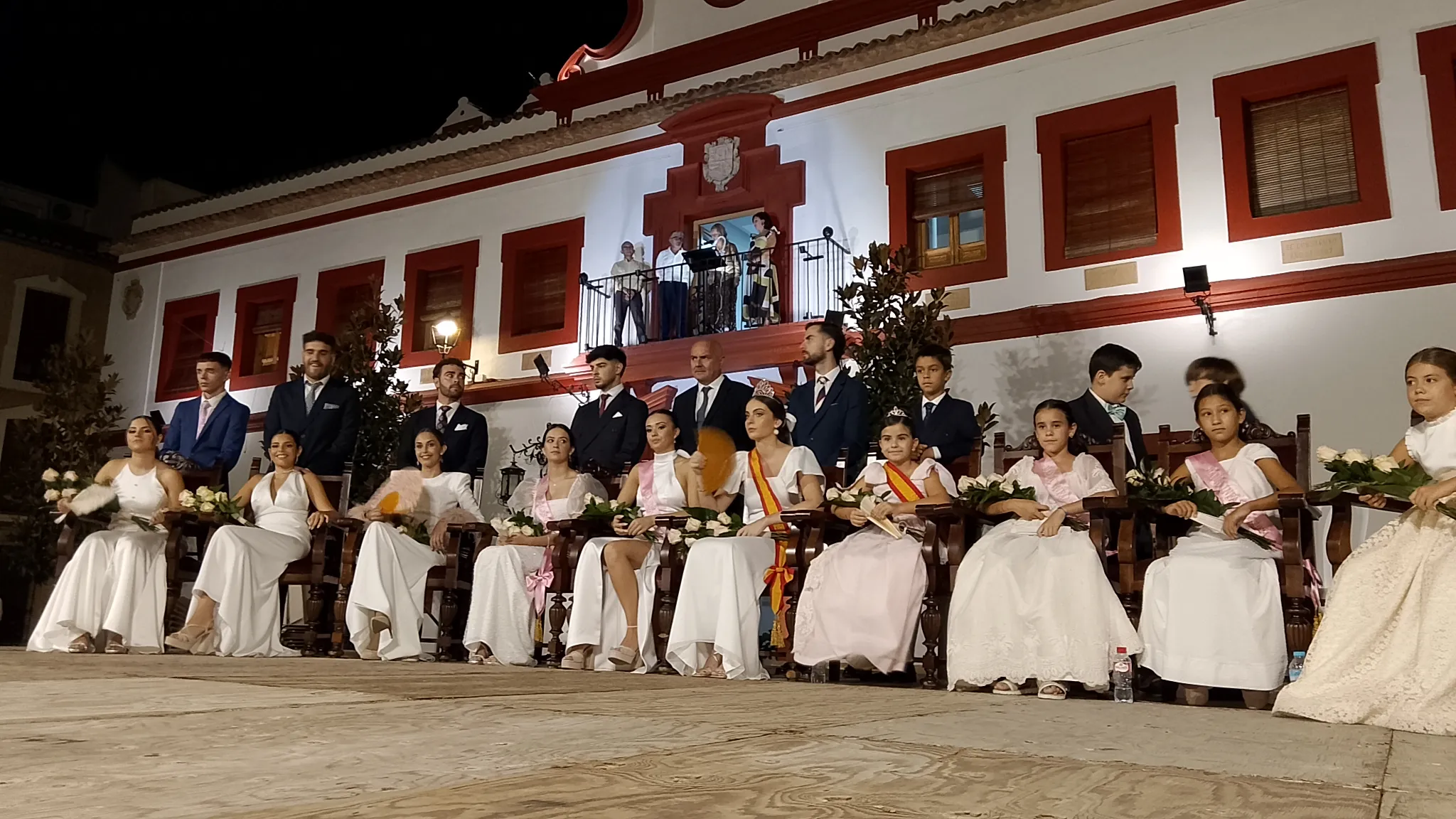 Pregón y posterior coronación de las reinas de la Feria de los Cristos