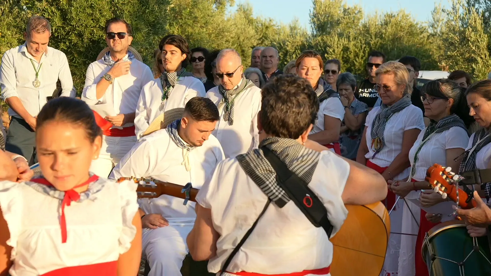 Misa en el humilladero de la Virgen de la Estrella en Villa del Río