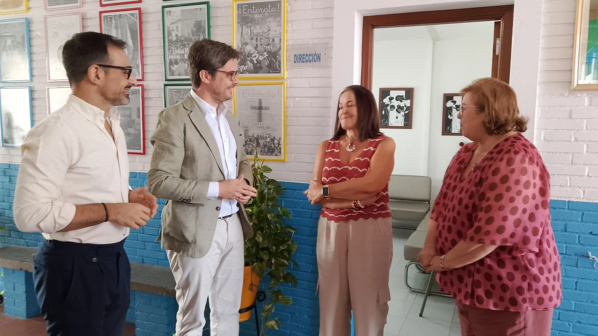 Visita institucional del delegado de educación Diego Copé.