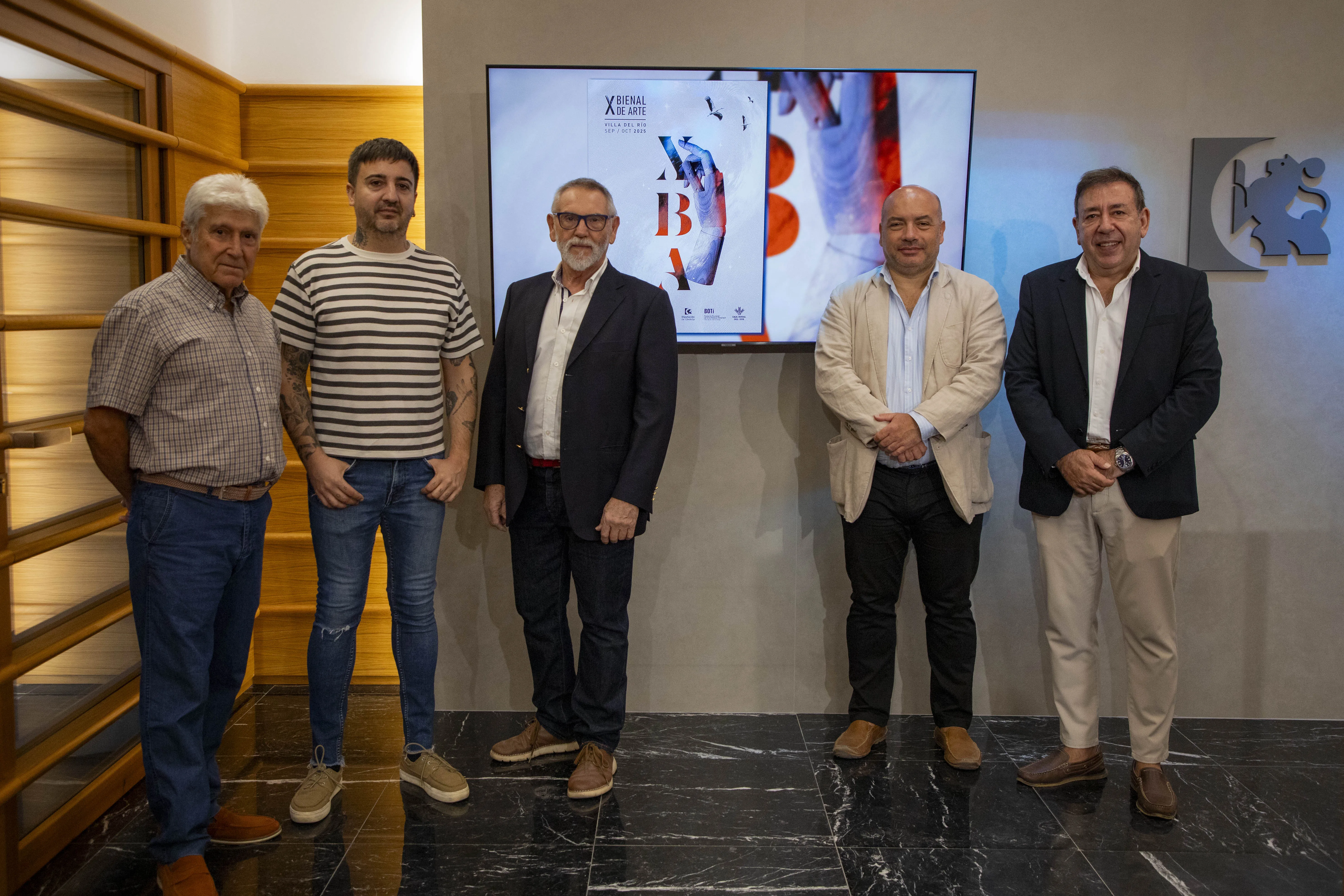 Acto de presentación oficial de la X Bienal de Arte de Villa del Río en el Palacio de la Merced, sede de la Diputación de Córdoba.