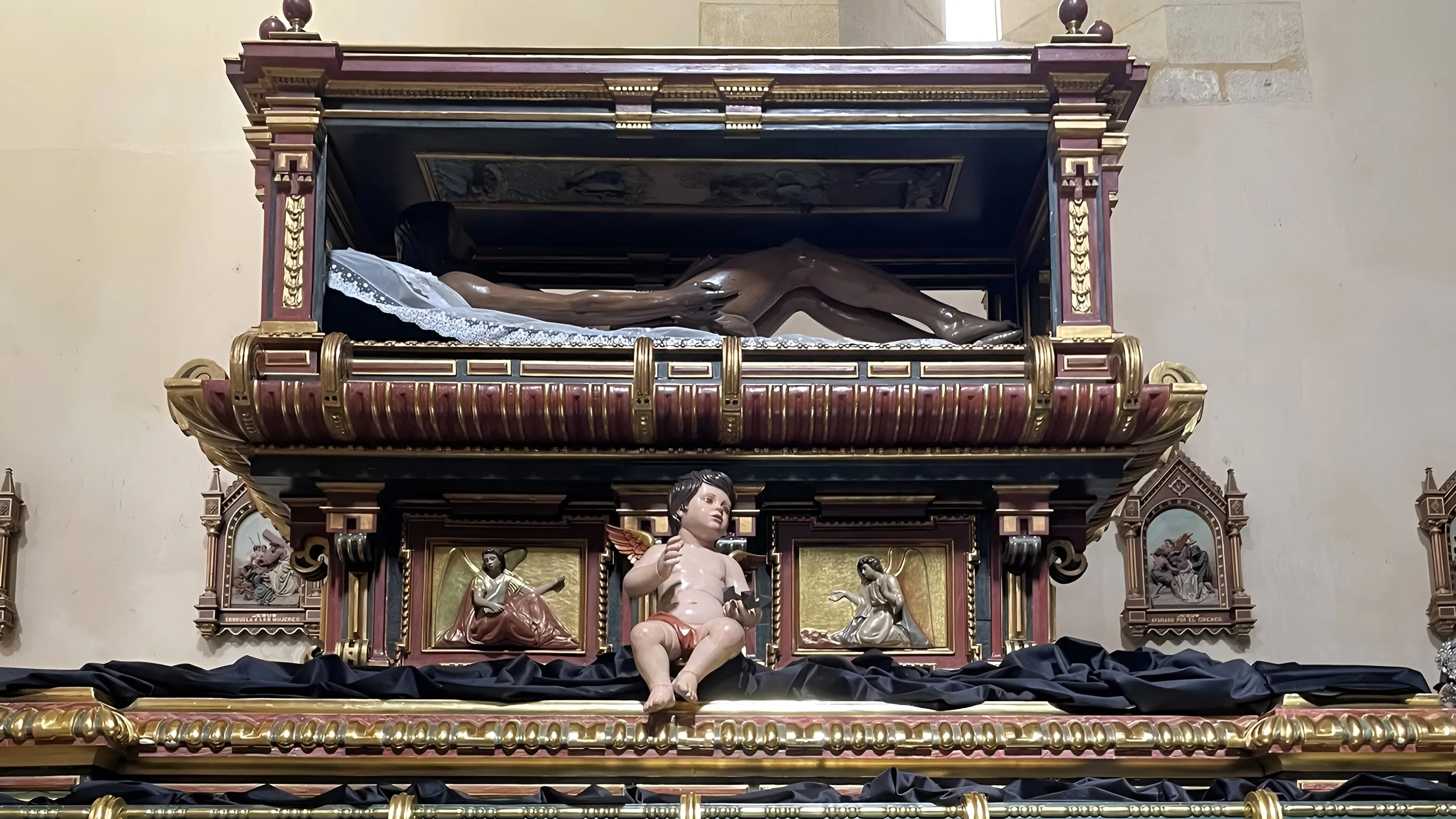 El Titular de la Hermandad del Santo Sepulcro de El Carpio ya se puede venerar en la Basílica de San Pedro en Córdoba. Foto: Hdad. del Sepulcro de El Carpio