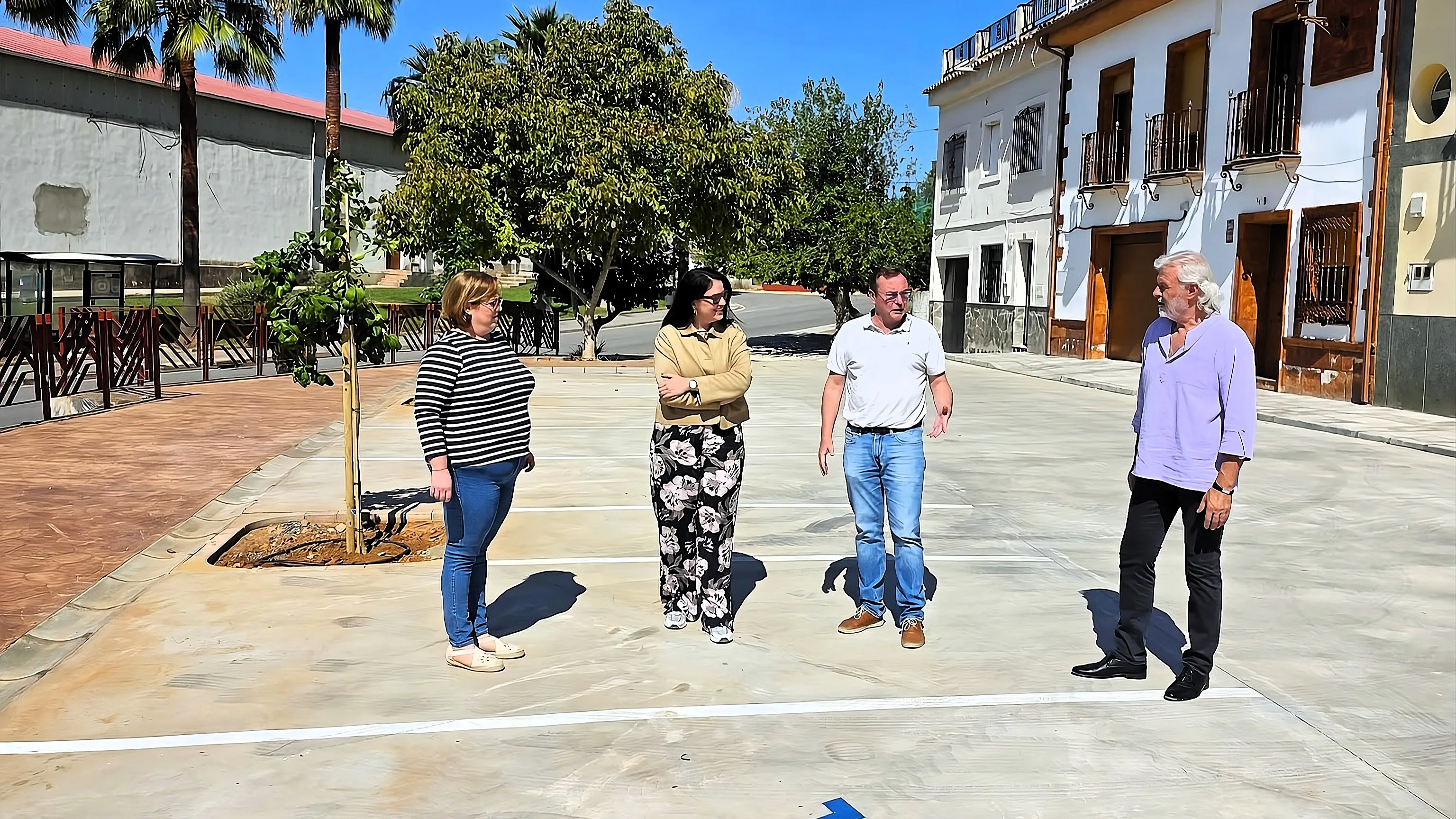 Las autoridades visitan el estado finalizado de las obras del "cerrillo"