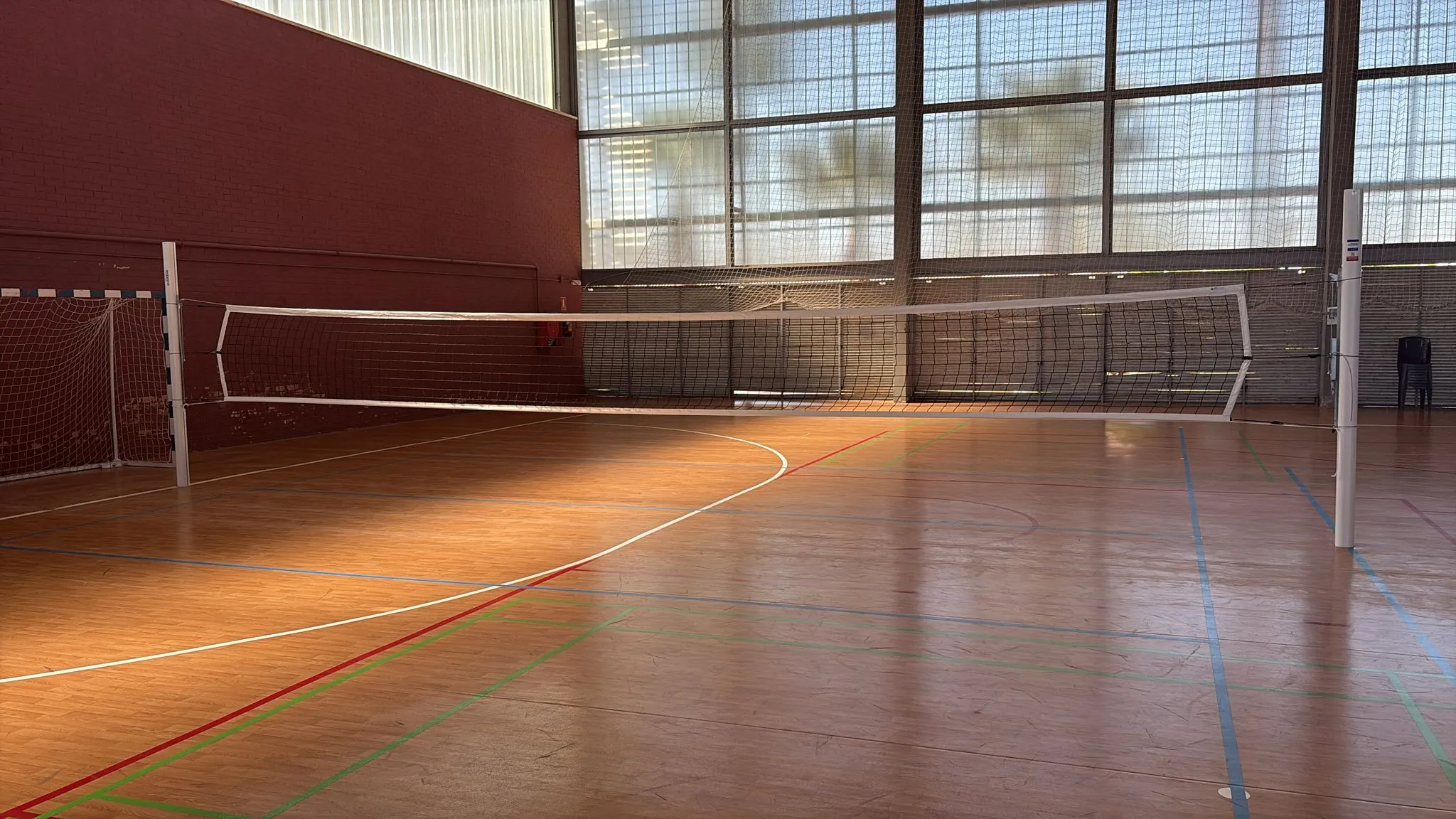 El Pabellón de Pedro Abad ha sido adaptado para la práctica del voleyball.