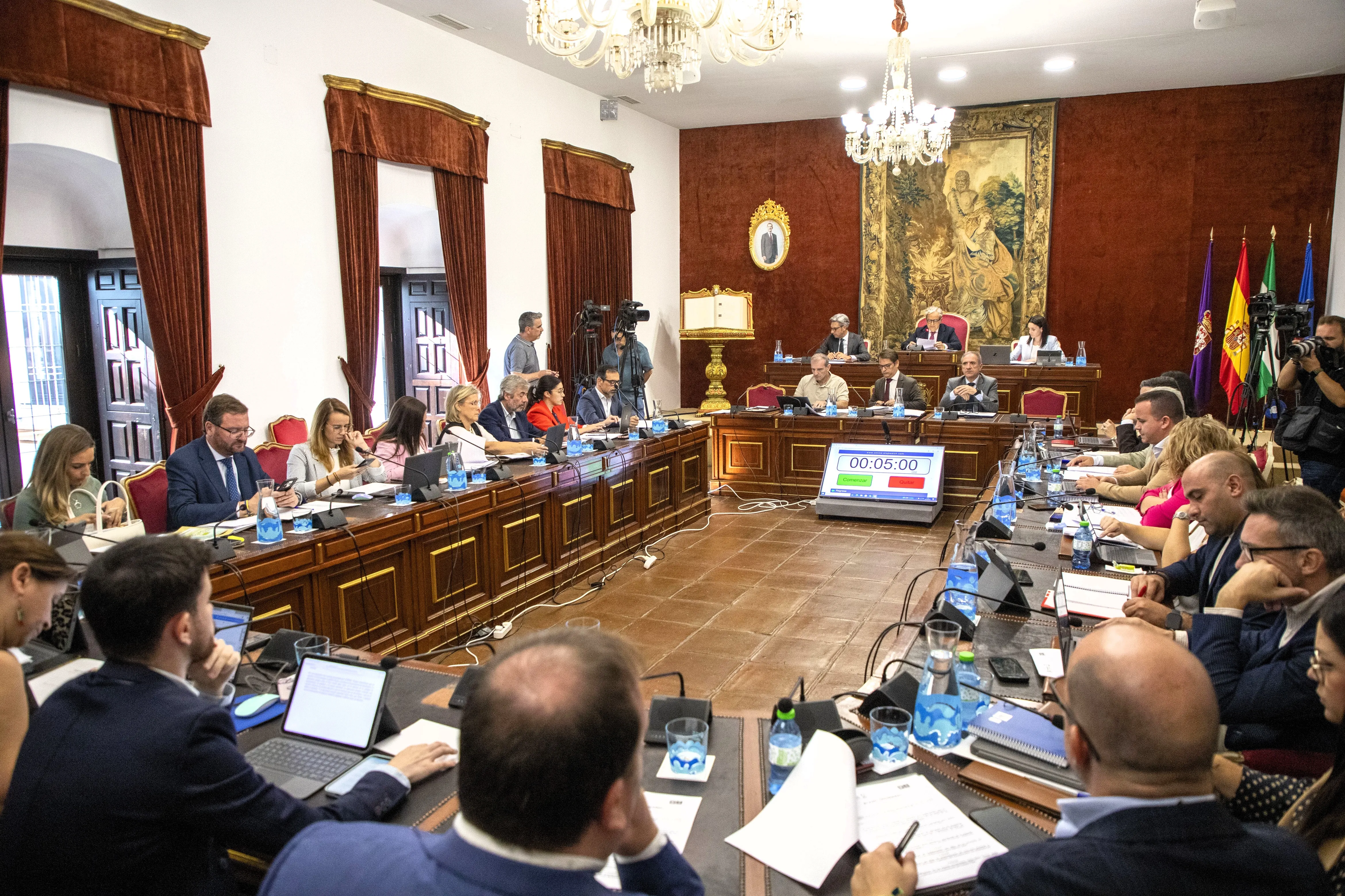Sesión plenaria del mes de octubre de la Diputación de Córdoba. Foto: Diputación de Córdoba.