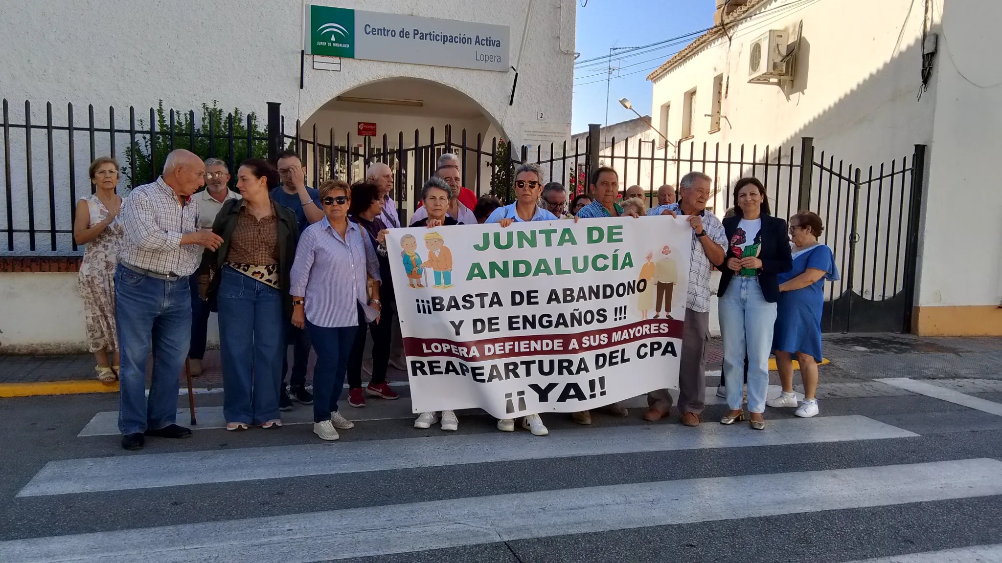 Marcha en Lopera por el cierre del CPA, el 10 de octubre de 2025. Marcha en Lopera por el cierre del CPA, el 10 de octubre de 2025.