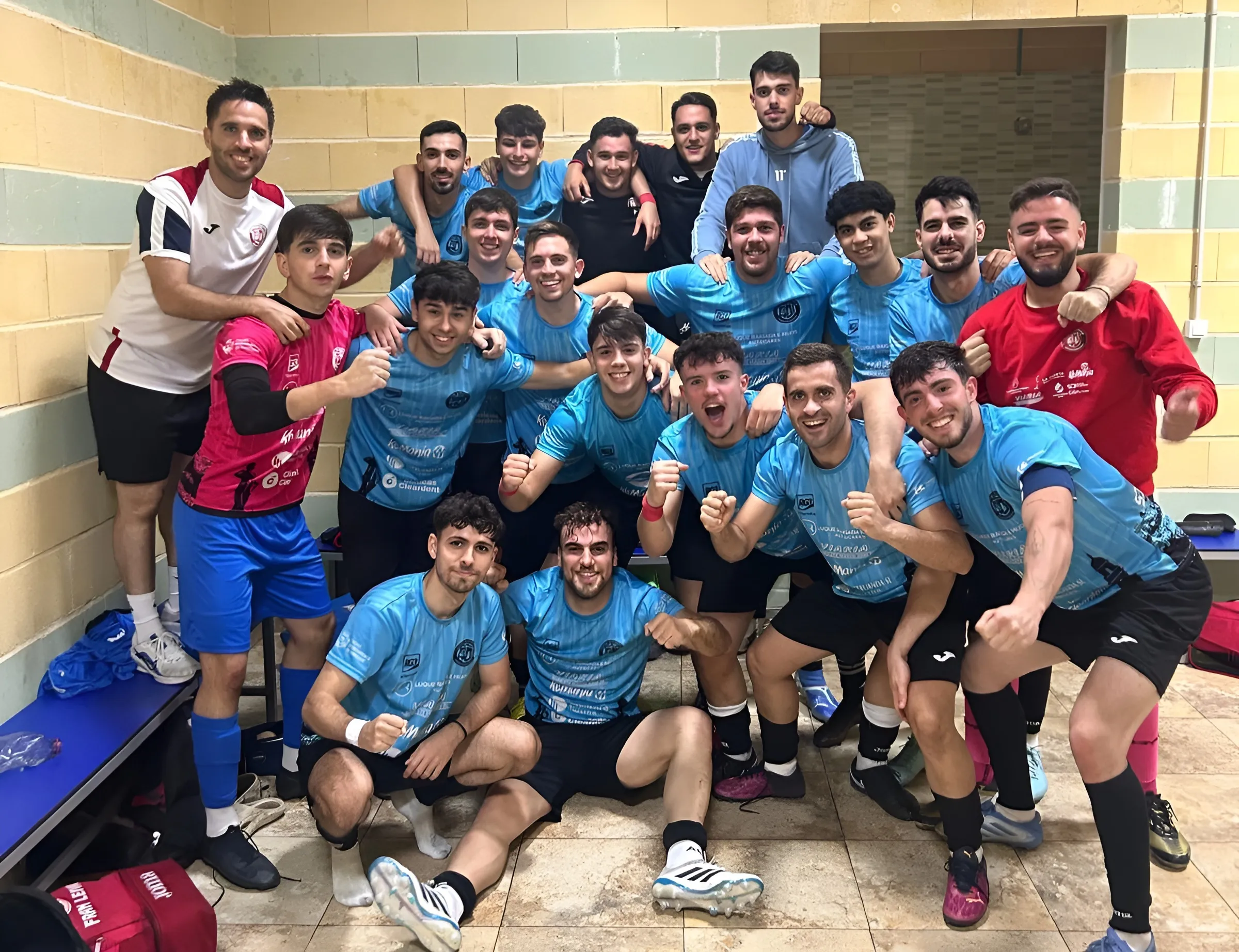 El Montoreño, celebrando la victoria de la pasada jornada.