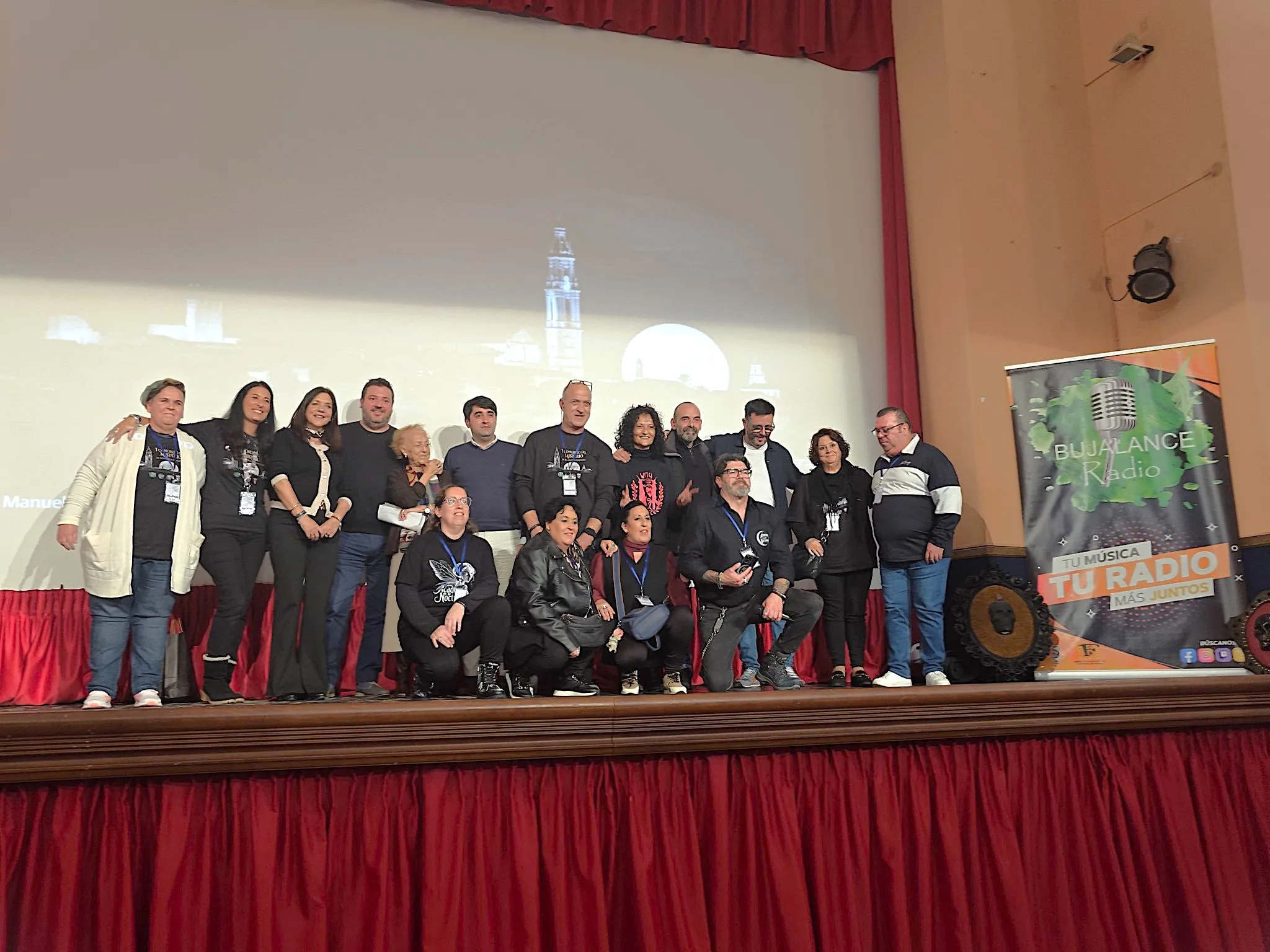 Foto de familia de los conferenciantes del Congreso del Misterio.