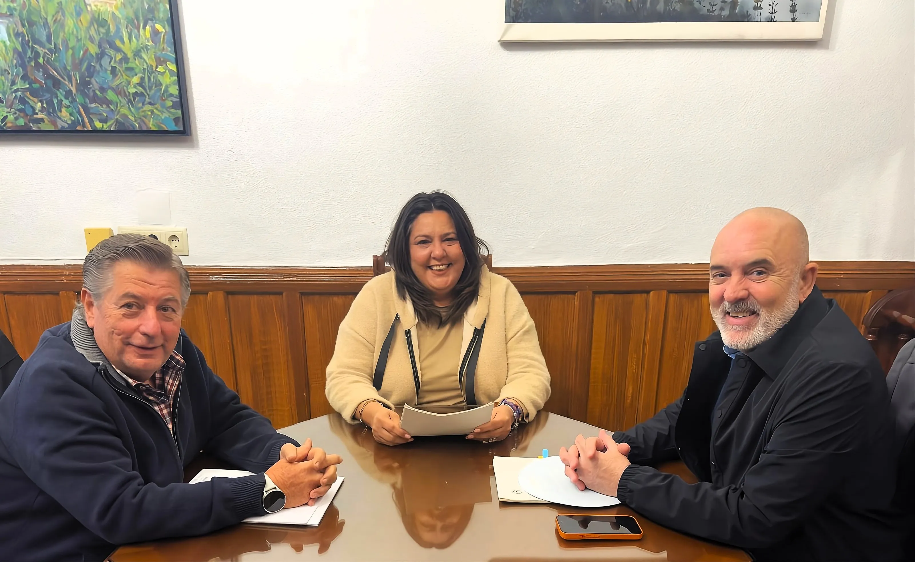 Reunión entre el Ayuntamiento de Montoro con la Federación Provincial del Comercio de Córdoba y ACOEP. Foto: Ayuntamiento de Montoro