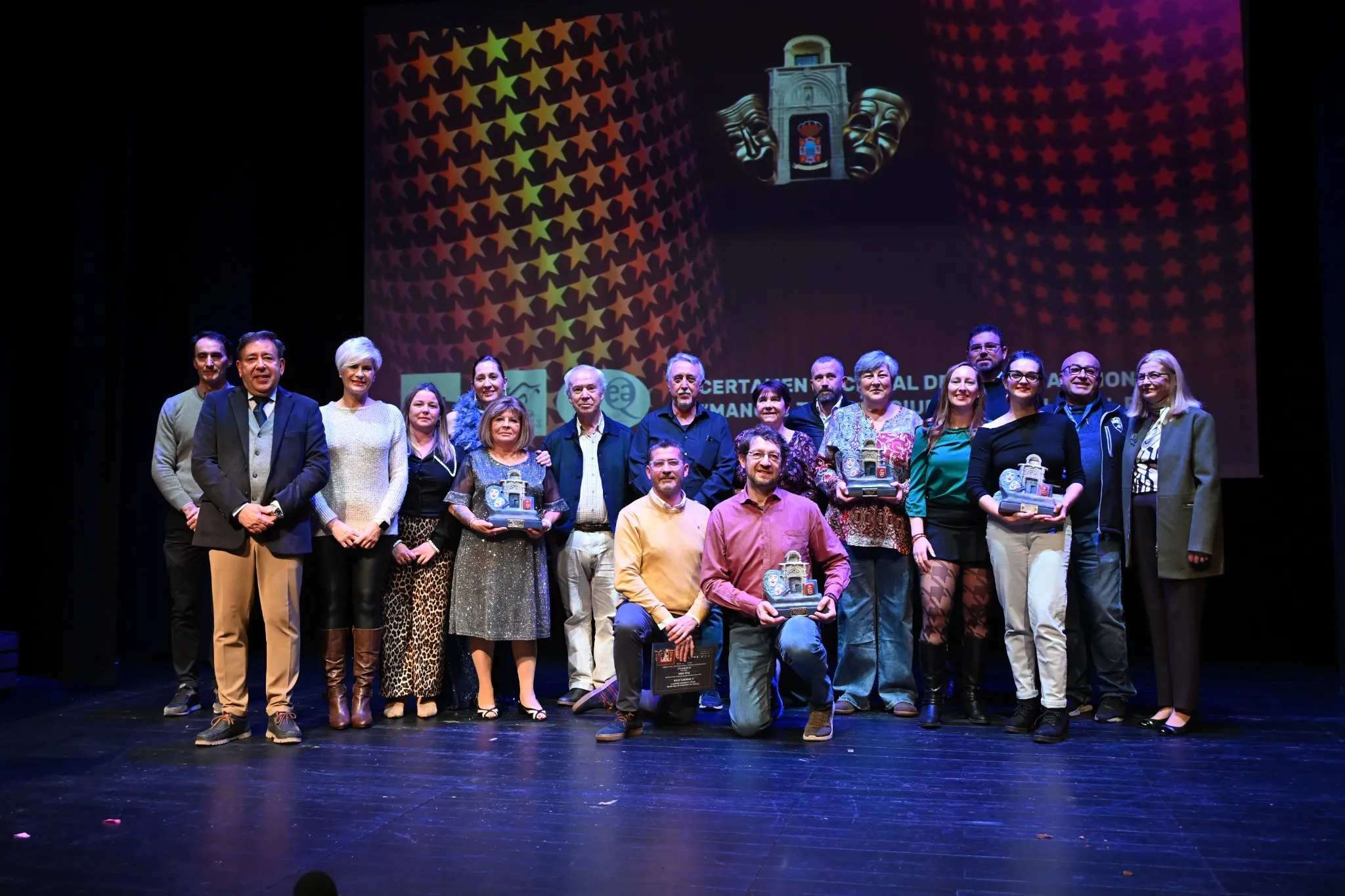 Galardonados del IX Certamen Nacional de Teatro Aficionado ‘Ciudad de Villa del Río’. Foto: Ayuntamiento de Villa del Río