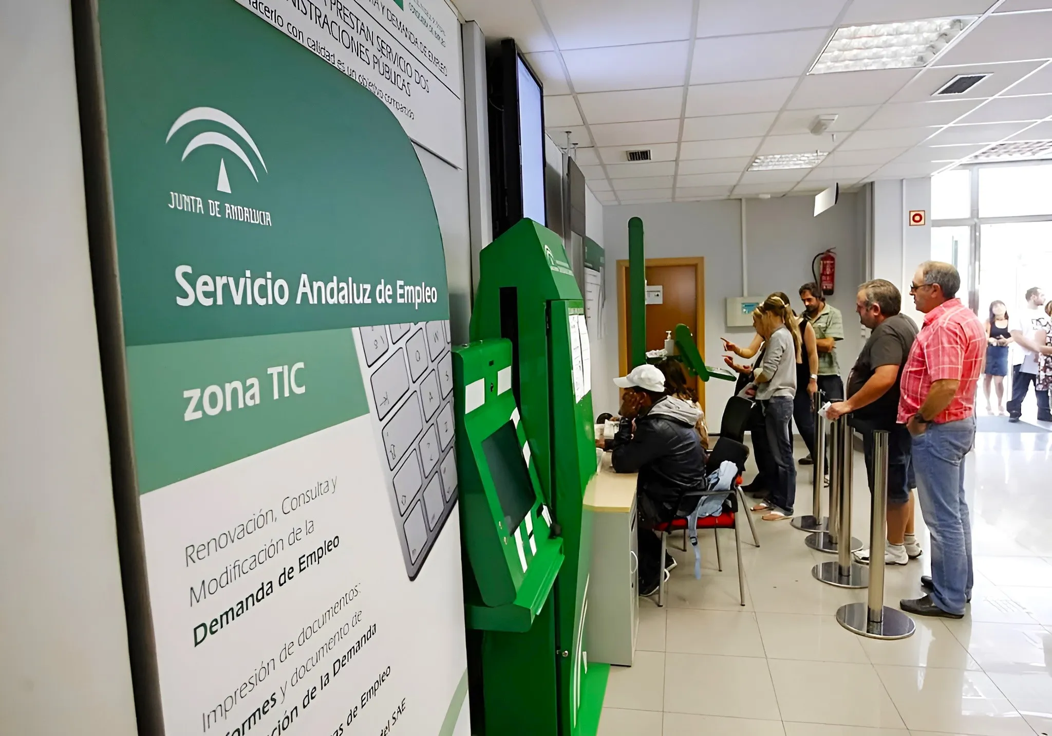 El desempleo en la comarca sigue con tendencia a la baja tras el mes de noviembre