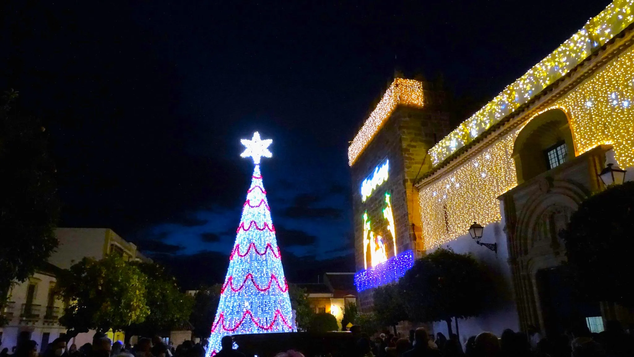 Alumbrado de Navidad en Villa del Río. Alumbrado de Navidad en Villa del Río.