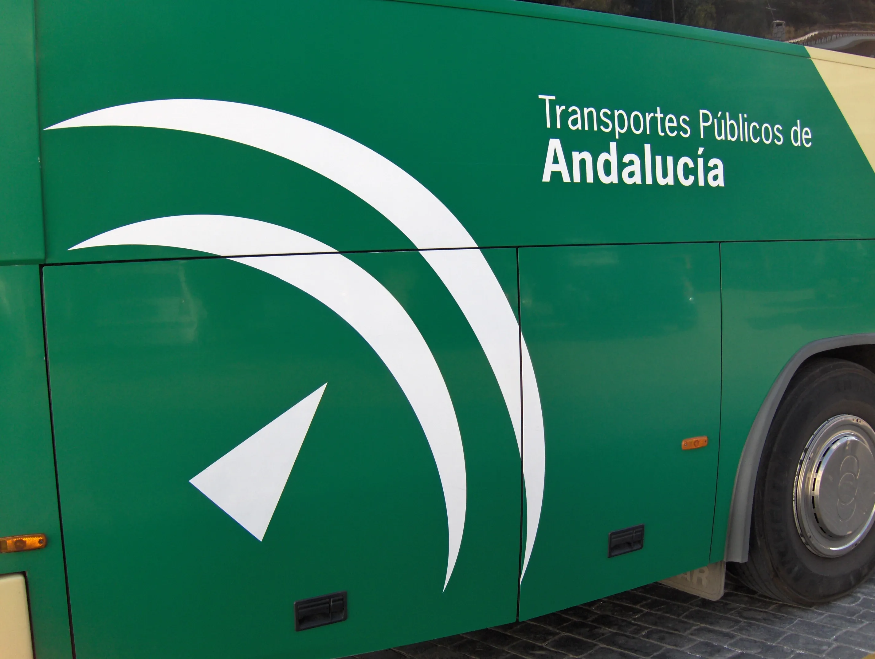 La expansión tiene una especial relevancia para la comarca del Alto Guadalquivir, que ya participa activamente en el Consorcio y depende en gran medida de la conexión diaria con Córdoba capital.