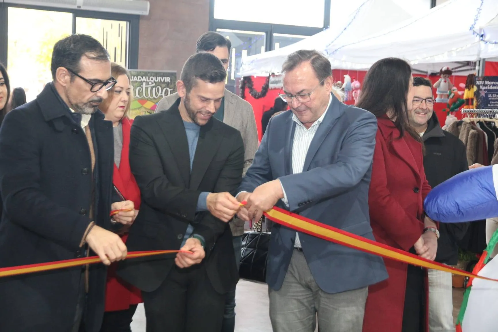 Inauguración del mercado navideño en Villafranca de Córdoba